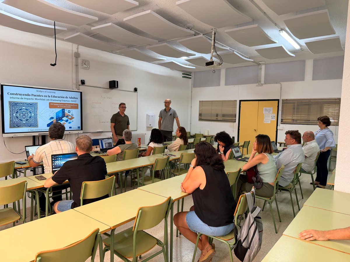 ipepcordoba's tweet photo. Hoy hemos celebrado una jornada de difusión de las movilidades de Job Shadowing realizadas por el profesorado del IPEP Córdoba dentro de nuestro proyecto Erasmus +.

Durante el encuentro, compartimos nuestra experiencia en los centros educativos 
@edpermanente @sepiegob https://t.co/9rUmrUL7eh
