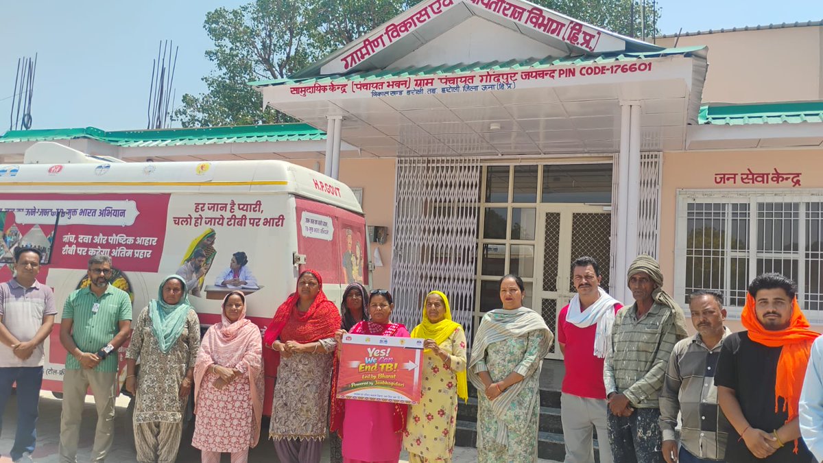 dpcuna's tweet photo. 🌿 TB Mukt Bharat Abhiyaan 2.0 🌿
📢 "Gaon Gaon, Shehar Shehar – TB Mukt Bharat Har Ghar" 📢
🏥 Ayushman Arogya Shivir organized at High-Risk Villages Gondpur Jaichand &amp; Gondpur Bulla.
✅ X-Ray Screening Conducted: 181
🔍 TB Presumptive Cases Identified: 06 https://t.co/Eio3wKpEyY
