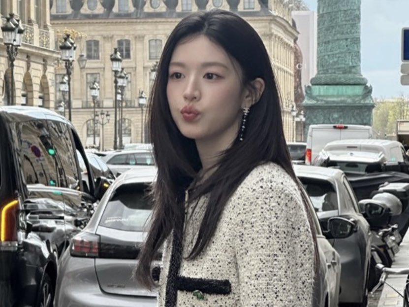 hwanhons's tweet photo. 😗 https://t.co/pccETaH5ib