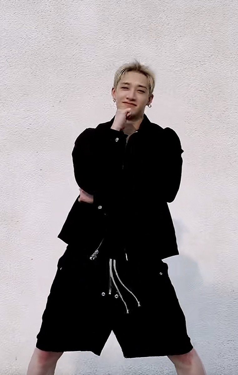 StrayKidsPL's tweet photo. 🎥| Aktualizacja Tik Toka @Stray_Kids (@.jypestraykids).

#StrayKids #Bangchan #スキズ #스트레이키즈 https://t.co/J4Ofr7Huhl