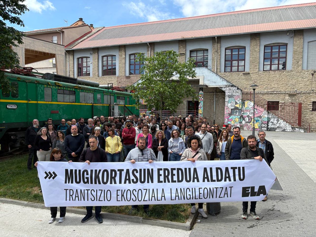 ELA_Sindikatua's tweet photo. 🌎𝗗𝗶́𝗮 𝗗𝗲𝗹 𝗠𝗲𝗱𝗶𝗼 𝗔𝗺𝗯𝗶𝗲𝗻𝘁𝗲 

Informe| 🔗  ‘𝑇𝑟𝑎𝑛𝑠𝑓𝑜𝑟𝑚𝑎𝑟 𝑒𝑙 𝑚𝑜𝑑𝑒𝑙𝑜 𝑑𝑒 𝑚𝑜𝑣𝑖𝑙𝑖𝑑𝑎𝑑 𝑝𝑎𝑟𝑎 𝑙𝑎 𝑡𝑟𝑎𝑛𝑠𝑖𝑐𝑖𝑜́𝑛 𝑒𝑐𝑜𝑠𝑜𝑐𝑖𝑎𝑙’  https://t.co/v6GO3cbLoq

Noticia📲  https://t.co/NnfPG7cGZw https://t.co/aKtNWdMSMR