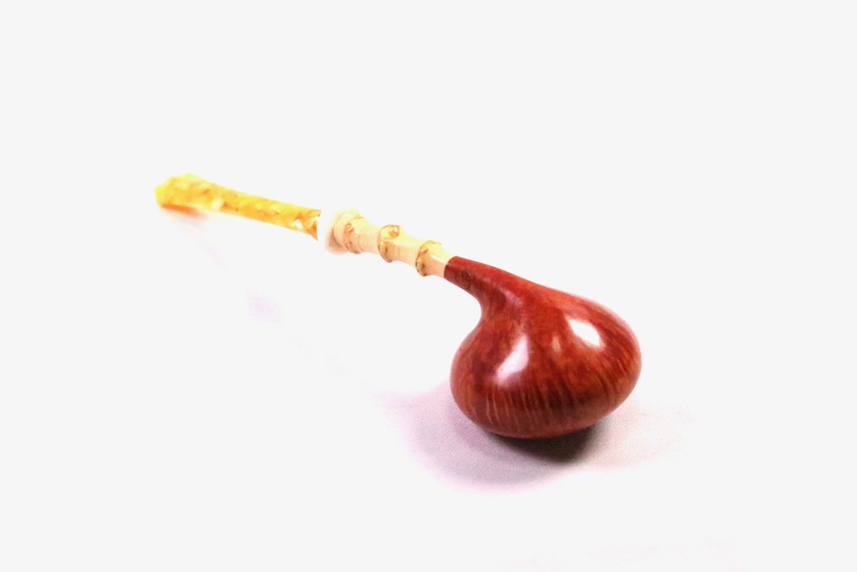 Tobaccopipesjap's tweet photo. Minoru Nagata: Burning Tomato 2 available at https://t.co/9EEmOLMhxb https://t.co/XMZXZfqKIN