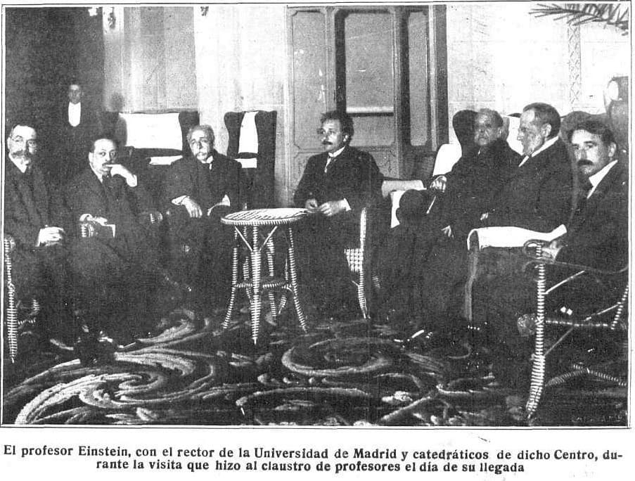 Algargos's tweet photo. La visita de #EinsteinEspaña en 1923 fue un evento que causó furor mediático, pero que la inmensa mayoría de la población española no terminó de comprender. ¿Fue una curiosidad mística más que física pura? #algargos https://t.co/VZb92iSb7q https://t.co/zO2nquwxyz