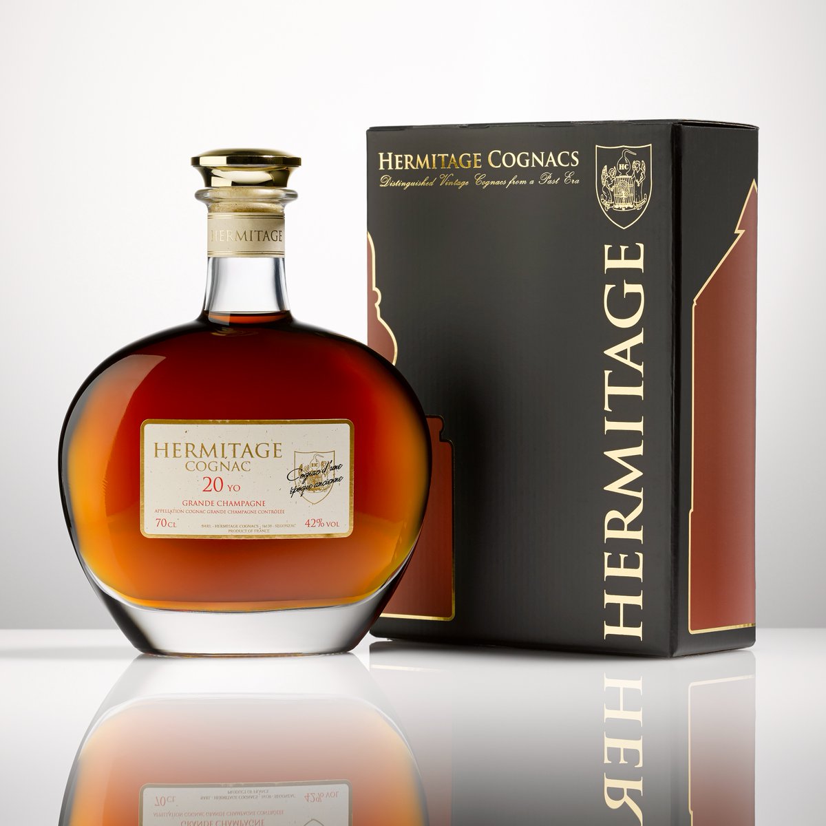 HermitageCognac's tweet photo. 15% off this Father's Day – the bottle he'll remember.
Hermitage 20 Year Old – gold-medal cognac with nothing added but time. Our flagship, in its carafe and gift box, ready to give.
Was £117.40, now £99.79 with code DAD15. Order by Wednesday 17 June for Father's Day.