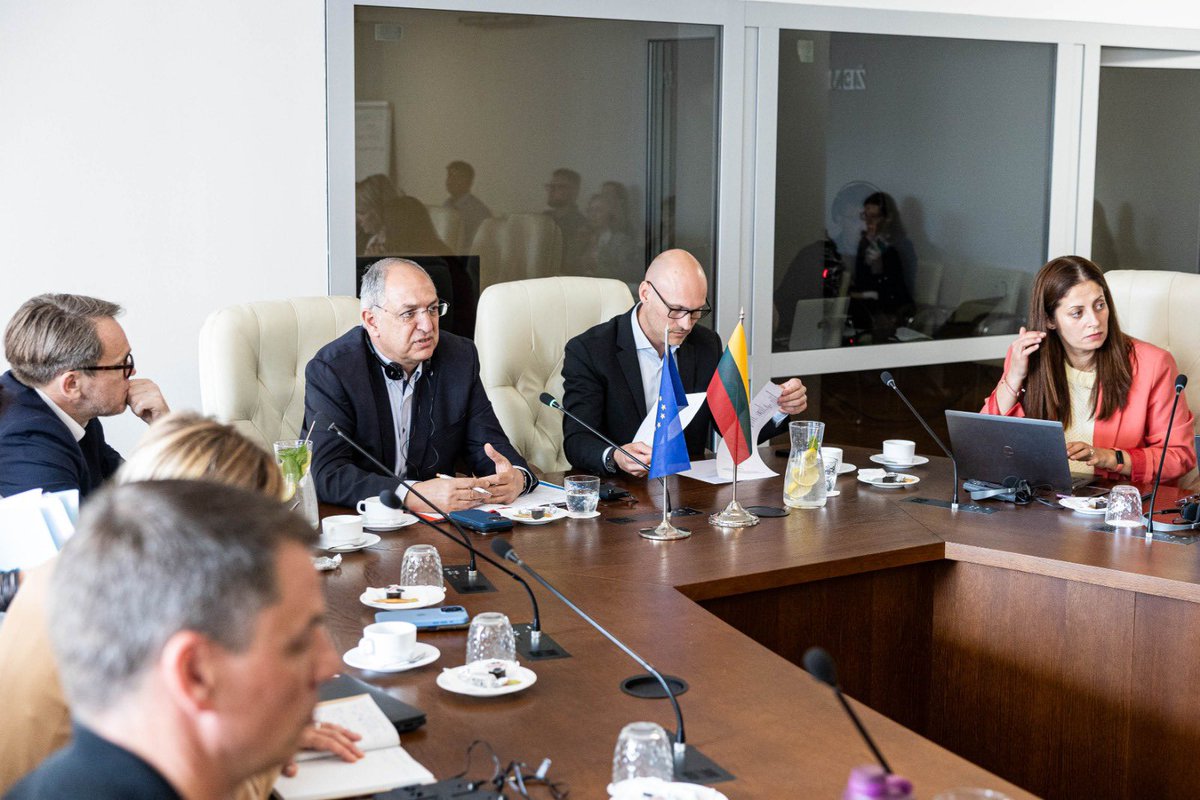 CostasKadis's tweet photo. Lively exchange with 🇱🇹 fishers, scientists, and aquaculture leaders to discuss the future of the Baltic and the challenges we must tackle together.

From #Vision2040 to #EMFAF funding, we are using the tools at our disposal and developing new ones to ensure fisheries and aquaculture remain sustainable and profitable. 

Thank you to the representatives of the sector for sharing their experiences with me. Lithuania’s voice is vital as we shape a future where our oceans and those who depend on them thrive. 🌊