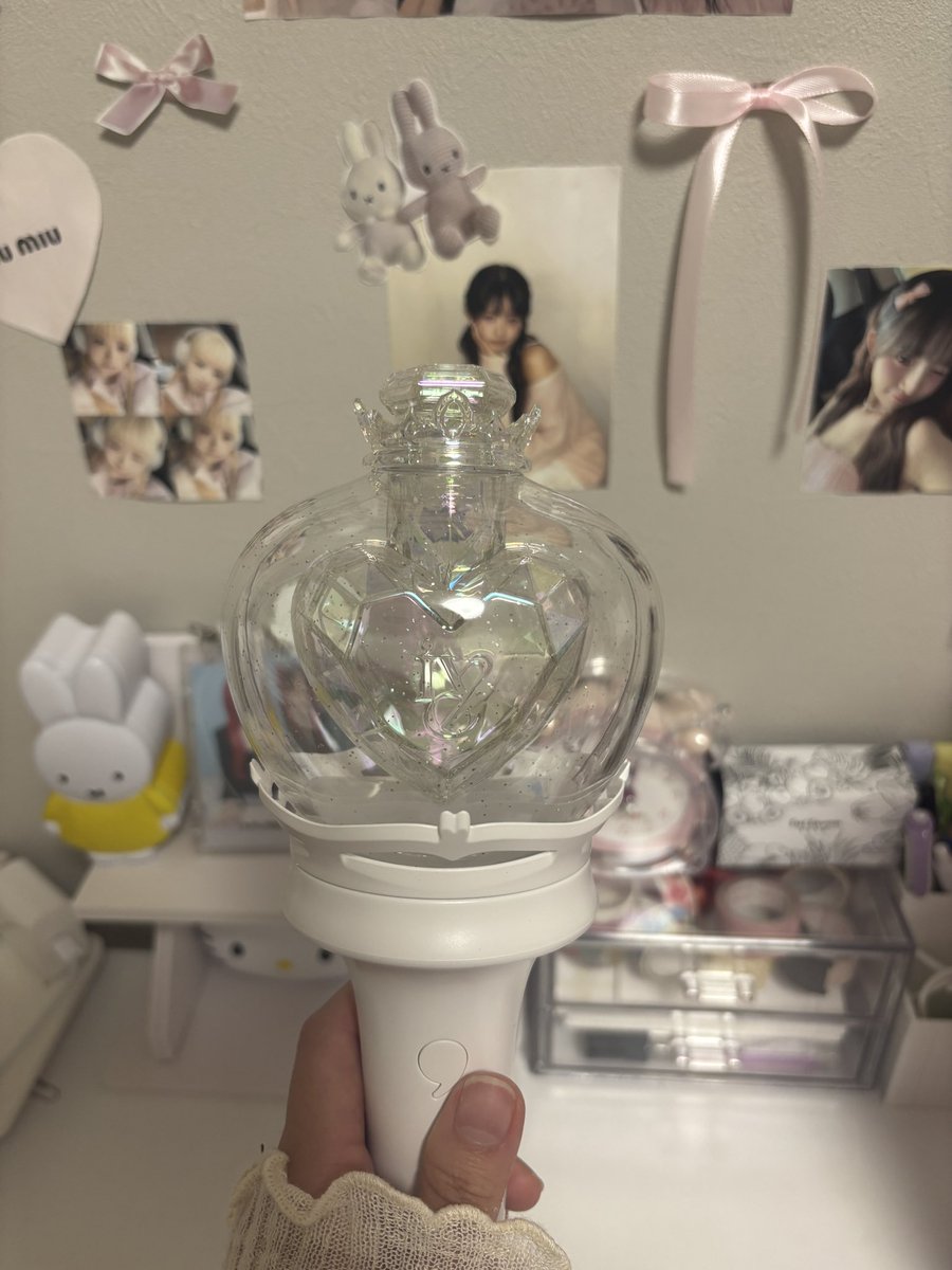 lu_uvive's tweet photo. ペンライトver.2 届いた〜👍🏻
パッケージから可愛い💗
東京ドーム楽しみっ https://t.co/VCgxXENB94
