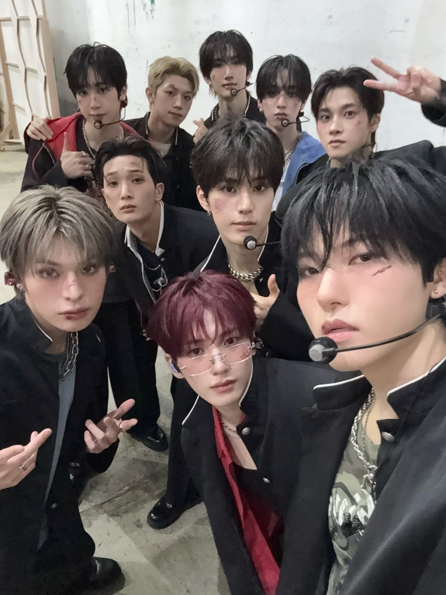 xikers_official's tweet photo. [👀] 260605 #뮤직뱅크

#OKay #오케이
#ROUTE_ZERO #The_ORA
#Hi_kers👋 #xikers #싸이커스 https://t.co/L4YkoO0Tke