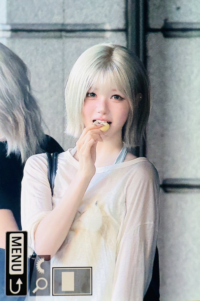daystar_0502's tweet photo. 260605 브라우니 쿠키 🍪

#트리플에스 #tripleS #김채원 #채원 https://t.co/vVH8WxkGpK