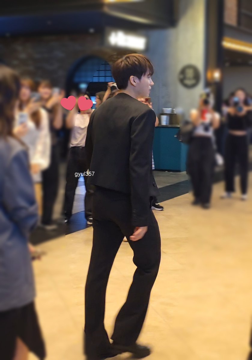 gyul357's tweet photo. 우현이님 주사위6 https://t.co/JhzCx3Ta8n
