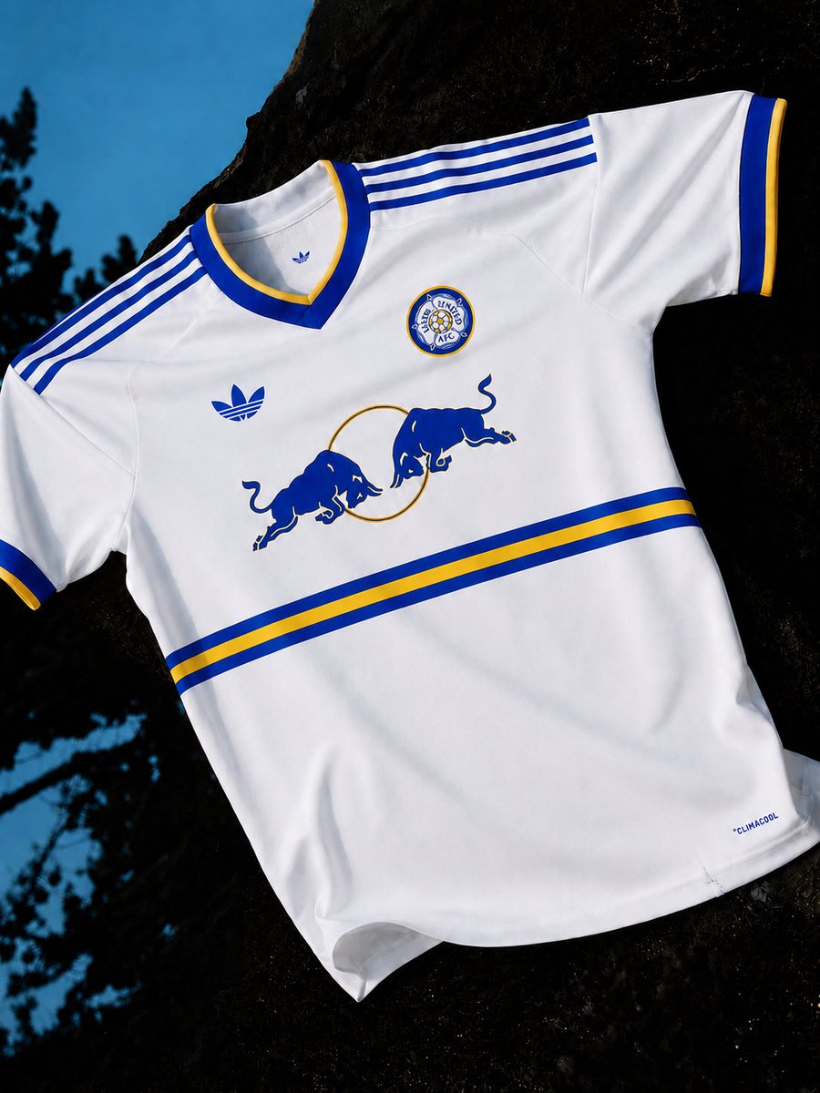 adz59shadow's tweet photo. Next Season for Leeds home kit? #lufc #leeds https://t.co/X0TTTumGcE