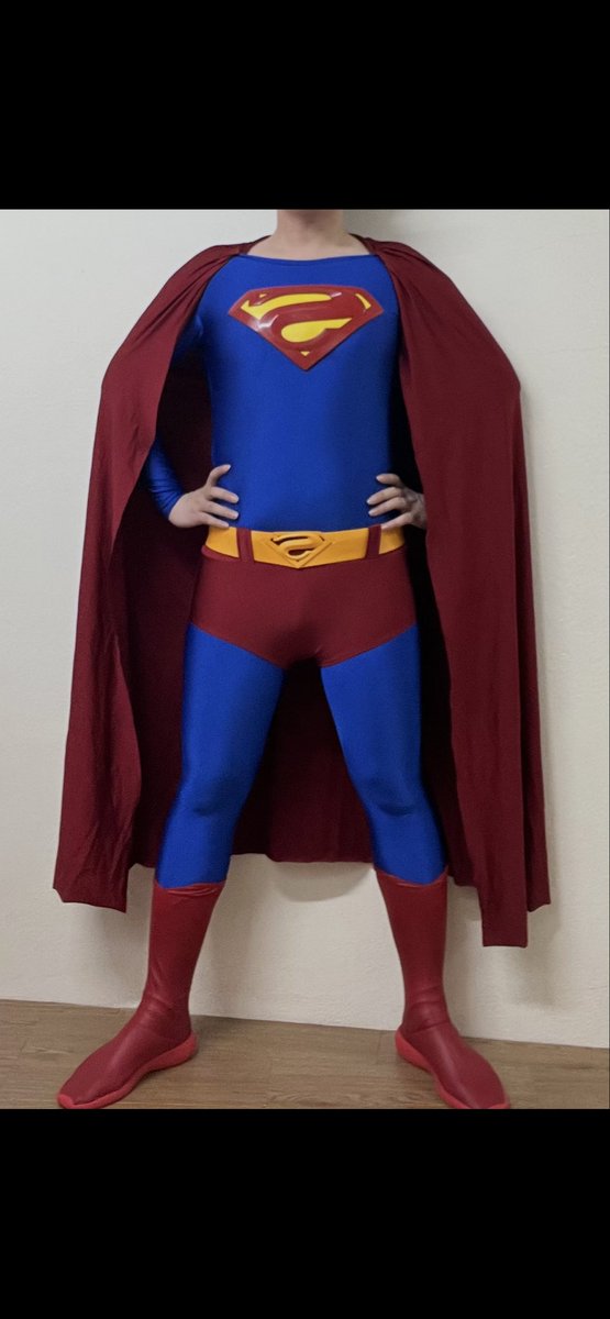 Ntd071196's tweet photo. Happy Pride Month! 🏳️‍🌈🏳️‍🌈
Superman vẫn đang độc thân một mình 😂
骄傲月快乐！🏳️‍🌈🏳️‍🌈
超人依然单身，孤身一人😂
如果你有任何关于超人拍照或录像姿势的想法，欢迎私信我。
If you have any ideas for Superman to pose for photos or videos, send me a private message.
#Superman
#超人 https://t.co/85qQeJunK5