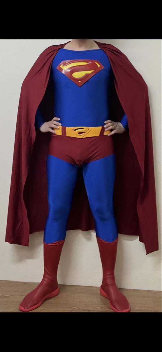 Ntd071196's tweet photo. Happy Pride Month! 🏳️‍🌈🏳️‍🌈
Superman vẫn đang độc thân một mình 😂
骄傲月快乐！🏳️‍🌈🏳️‍🌈
超人依然单身，孤身一人😂
如果你有任何关于超人拍照或录像姿势的想法，欢迎私信我。
If you have any ideas for Superman to pose for photos or videos, send me a private message.
#Superman
#超人 https://t.co/85qQeJunK5