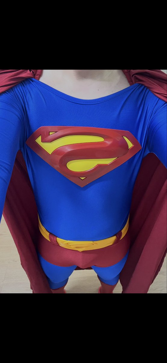 Ntd071196's tweet photo. Happy Pride Month! 🏳️‍🌈🏳️‍🌈
Superman vẫn đang độc thân một mình 😂
骄傲月快乐！🏳️‍🌈🏳️‍🌈
超人依然单身，孤身一人😂
如果你有任何关于超人拍照或录像姿势的想法，欢迎私信我。
If you have any ideas for Superman to pose for photos or videos, send me a private message.
#Superman
#超人 https://t.co/85qQeJunK5