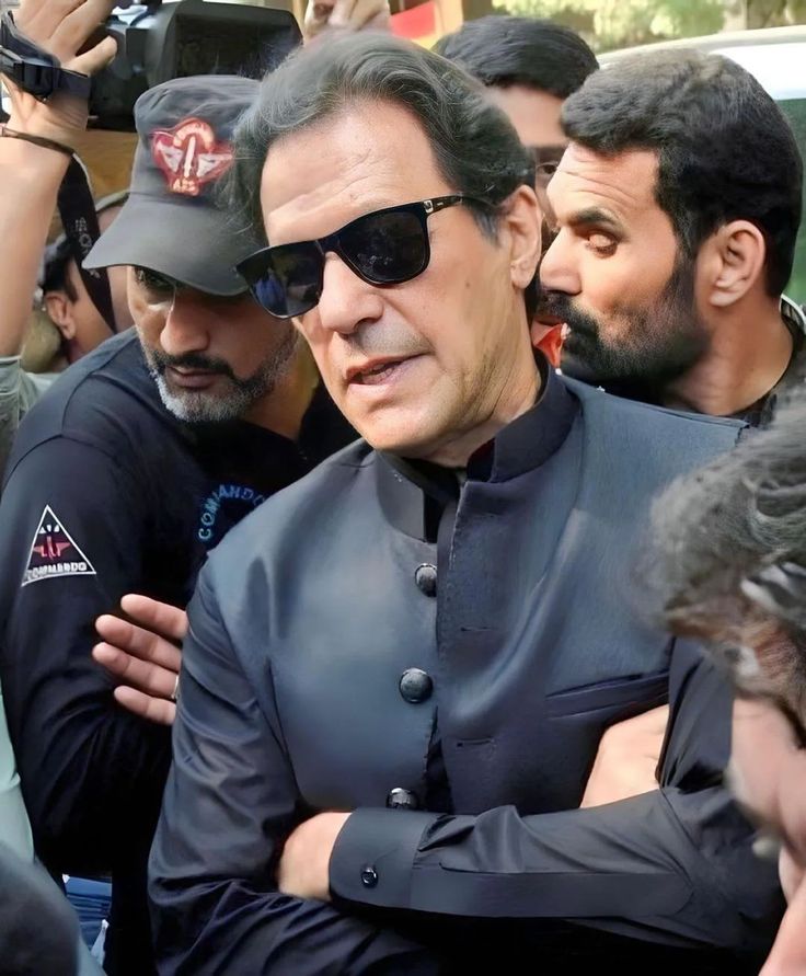 ummehani1531696's tweet photo. 286. Pakistanis! The honor of nations is recognized by their justice, principles, and public trust.

#خان_کی_رہائی_پر_خاموشی_نامنظور
@VoiceOfIKTeam https://t.co/4QvIhg2NMr