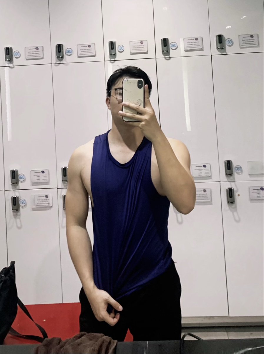 DugCog's tweet photo. Sài Gòn dạo này mưa nhiều quá.
#gym #saigon https://t.co/ZDMfNeLRPn