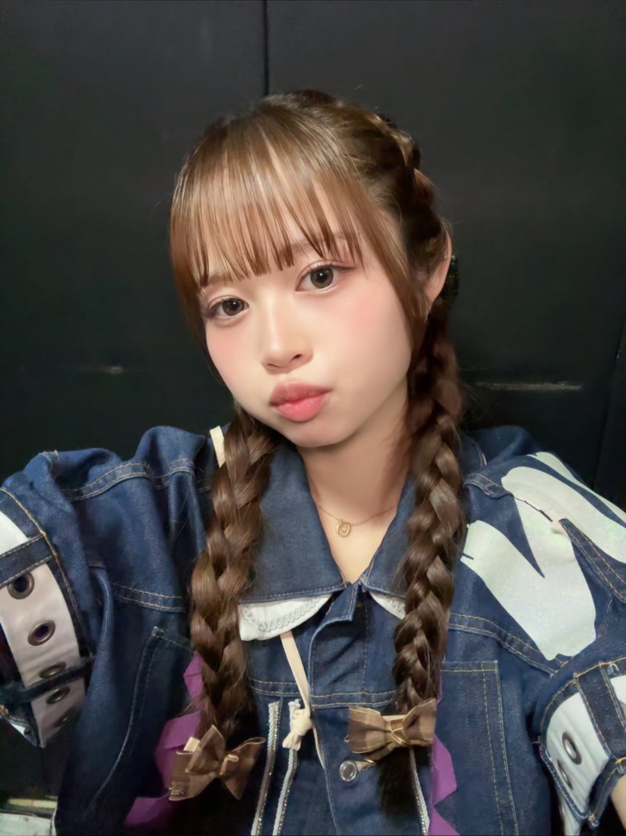 LW___anzu's tweet photo. 2026.06/05
『GIRLS BOX VOL.287 〜ダミアンの生まれた日 前夜祭〜』
🎪：新宿ReNYさん

初めましてさんも久しぶりさんもいつも見ててくれるみんなもめちゃくちゃ楽しそうな笑顔で嬉しかった(◍>ᴗ<◍)
ありがとう❤︎
明日も会いに来てくれるの待ってるね💟
絶対だよぉ🗝 https://t.co/ANxZUxQeFa