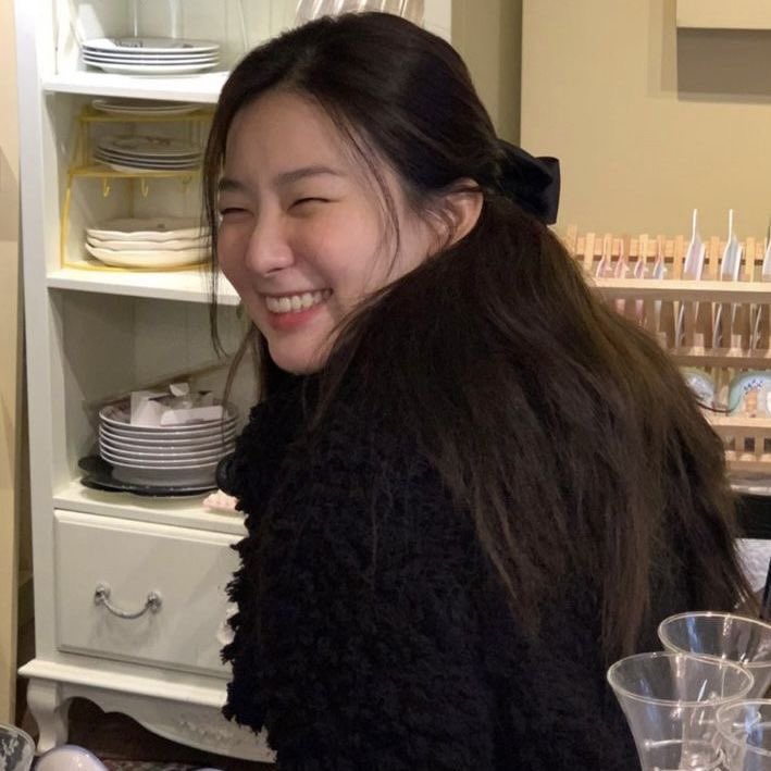 anywhere210but's tweet photo. สิ่งที่อยากรักษาตลอดไป = ตายิ้มน้องกิ ◜◡◝ https://t.co/iswQBtmeFr