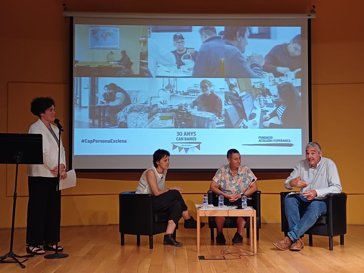 Fund_Acollida's tweet photo. Acte institucional al @MuseuBdn per commemorar el 30è aniversari de la casa d’acollida #CanBanús de la @Fund_Acollida.
Gràcies a tothom per venir! 🧡 #CapPersonaExclosa https://t.co/SdPdr2yoW1
