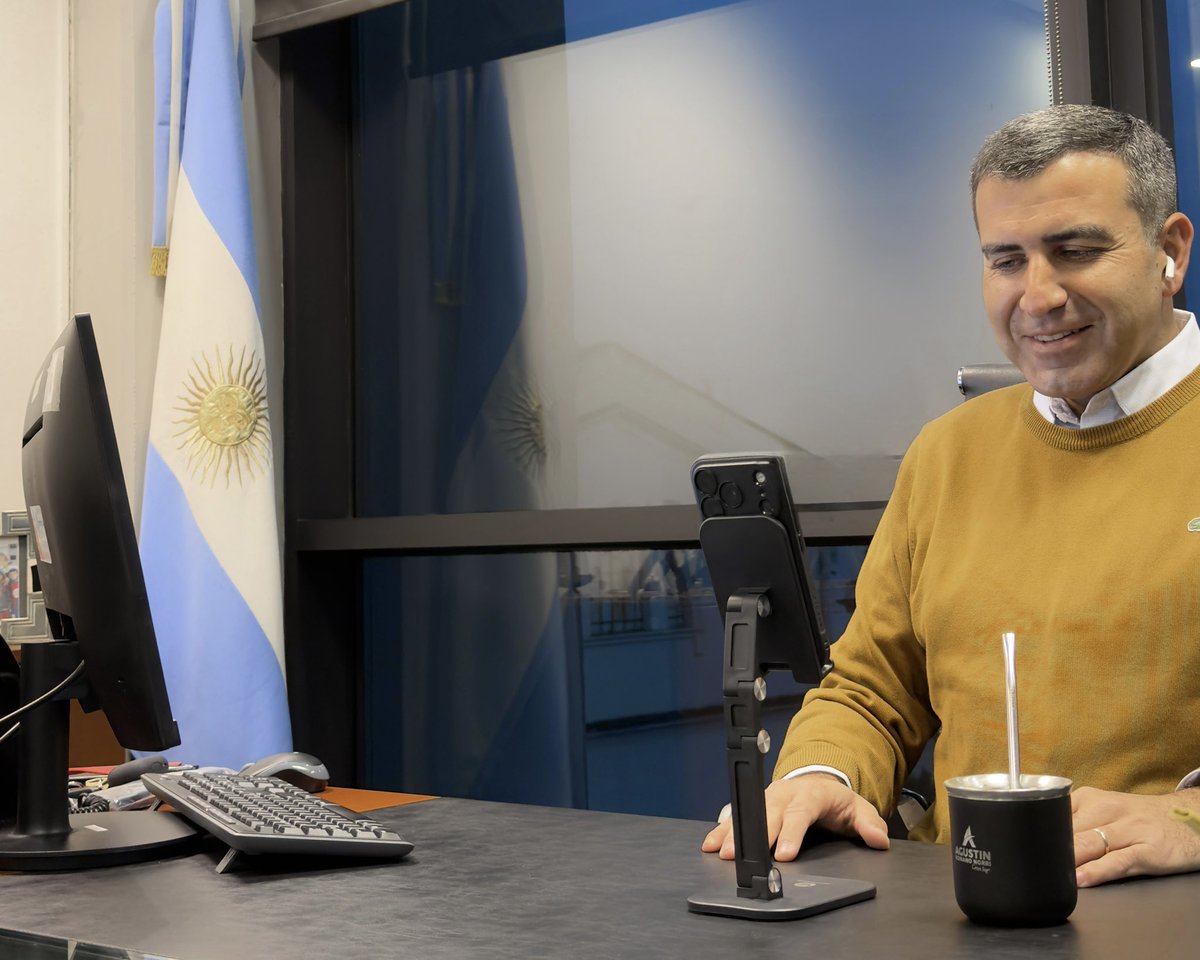 ARomanoNorri's tweet photo. ¡Buen día! Estamos al aire en Radio Bisturí. 

Link de transmisión: https://t.co/O9SMUP0XiB https://t.co/o3e0gwFx1v