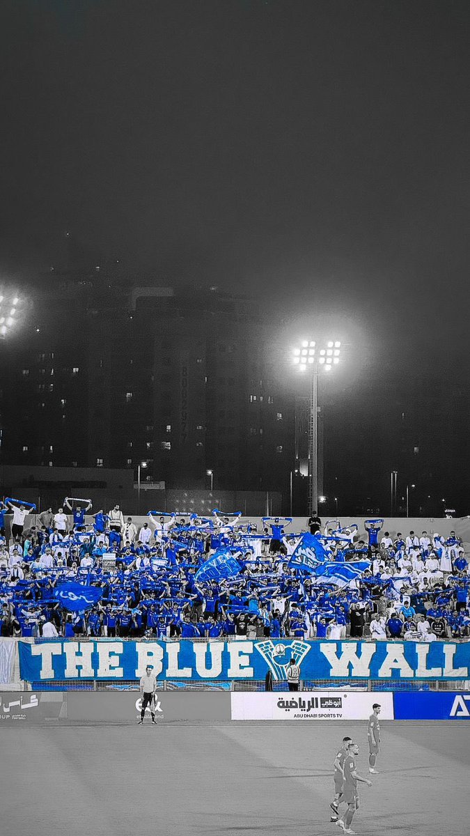 jbr_nqb7's tweet photo. 🔵 إلى من يحملون مسؤولية هذا الكيان العريق 

نحن جماهير النصر لا نطلب المستحيل، ولا نبحث عن الوعود والكلمات، بل نبحث عن نصرٍ يعيد لنا الفخر، وعن فريقٍ يقاتل لأجل هذا الشعار كما نقاتل نحن في المدرجات لأجله.

سنوات طويلة مرت، عشنا فيها الصبر والخذلان، لكن حب النصر في قلوبنا لم ينطفئ يوماً. تعبنا من الانتظار، تعبنا من رؤية هذا الكيان بعيداً عن مكانه الطبيعي ��ين الكبار وعلى منصات التتويج.
النصر ليس نادياً عادياً.. النصر تاريخ دبي، وهوية جماهير عاشت الوفاء جيلاً بعد جيل.

نريد منكم عملاً يليق باسم النصر.
نريد مشروعاً حقيقياً، وروحاً لا تستسلم، وإدارة تقاتل من أجل إعادة العميد إلى مكانه الطبيعي.
نريد فريقاً يدخل كل بطولة بعقلية البطل، لا بعقلية المشاركة.

نريد لاعبين يشعرون بقيمة هذا الشعار، ومدرباً يشعل روح الانتصار، وعملاً إدارياً يوازي طموح الجماهير.

جماهير النصر كانت وستبقى السند الحقيقي لهذا النادي، لكن الجماهير اليوم متعطشة للفرح، متعطشة لأن ترى الأزرق فوق القمة من جديد.
كفى سنوات عجاف… فقد طال الانتظ��ر.

اعملوا من أجل هذا الكيان، من أجل هذا الشعار، من أجل جماهير لم تتخلَّ يوماً رغم كل الظروف.
أعيدوا النصر إلى مكانه الطبيعي…
إلى منصات التتويج.
إلى القمة التي خُلِق لها.