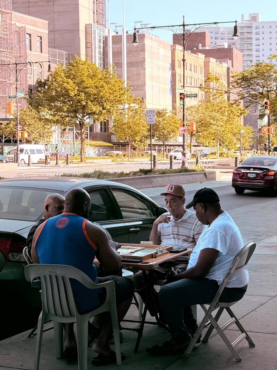 fromTheBronx's tweet photo. Dominoes and good company on a sunny day in The Bronx. 

Knicks baybee. 🧡💙

📸 https://t.co/UJTzBMGFcN
.
.
.
#thebronx #bronx #fromthebronx #fromthebronxtotheworld #thebronxdoesitbetter https://t.co/TQJiG4XP8L