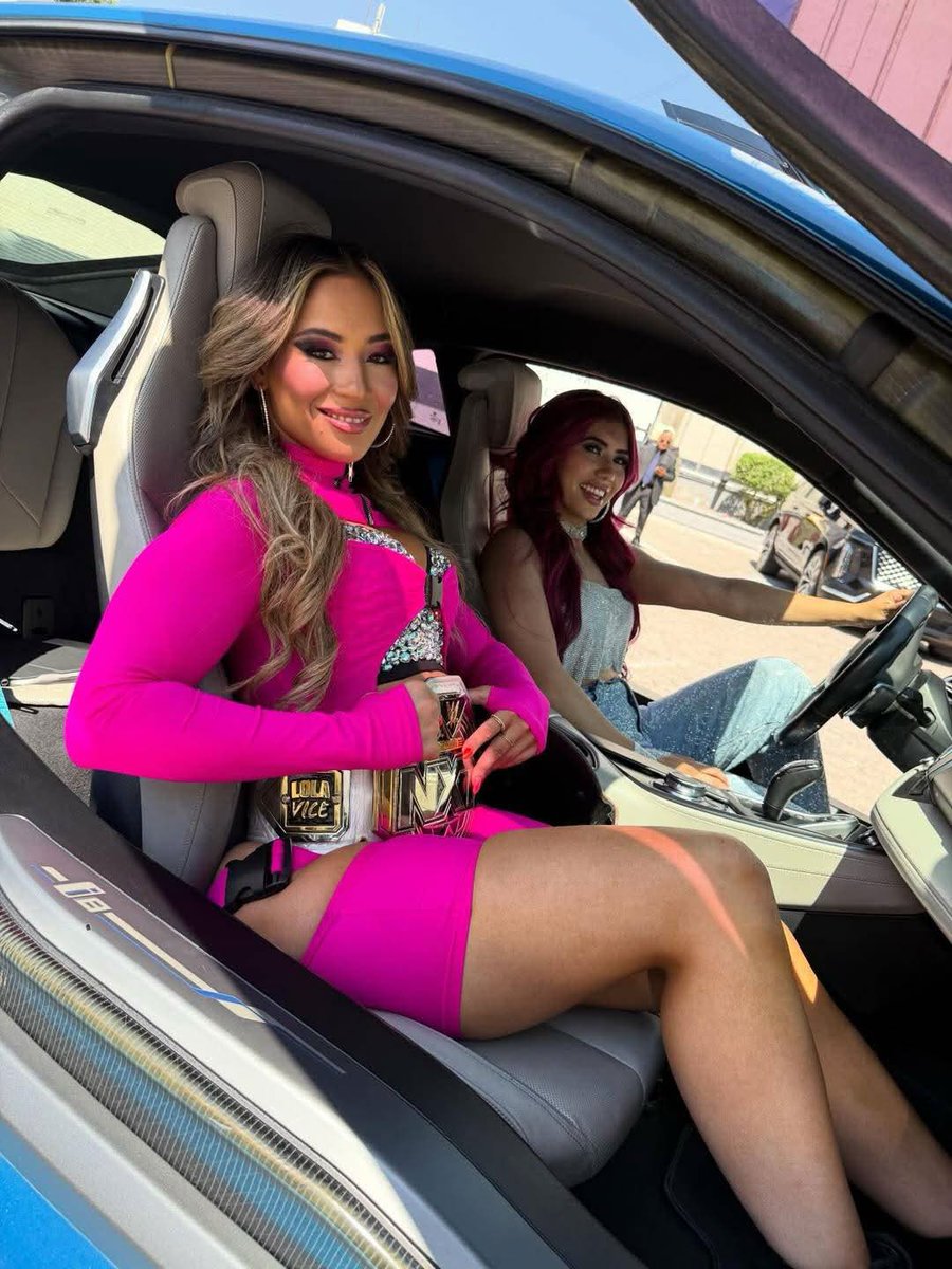 _xMatty's tweet photo. 🩵 ~Daily Lola Vice Photo~ 🩵

👑👑 https://t.co/aH0h1oGGG9