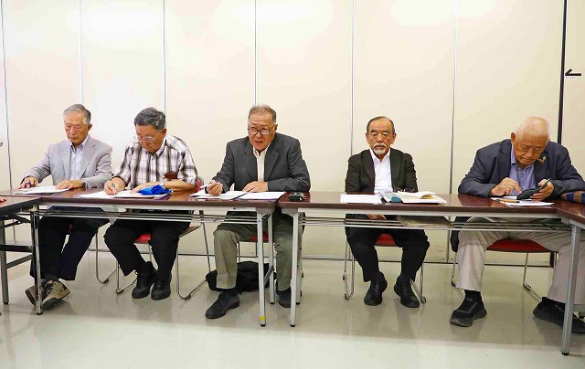 tjidem2012's tweet photo. 水道事業広域化に疑問「上田市独自の調査検討委員の設置を求める陳情」！
　★８日に上田市議会へ
　　☆おいしい水を広める市民の会
🧐⇒https://t.co/Uz1tUSsw87

　　　　　　　　　　　　長野県　上田市

#上田市
#長野県
#設置
#陳情
#水道事業
#おいしい水を広める市民の会
#広域化
#疑問 https://t.co/hubJRu4P24