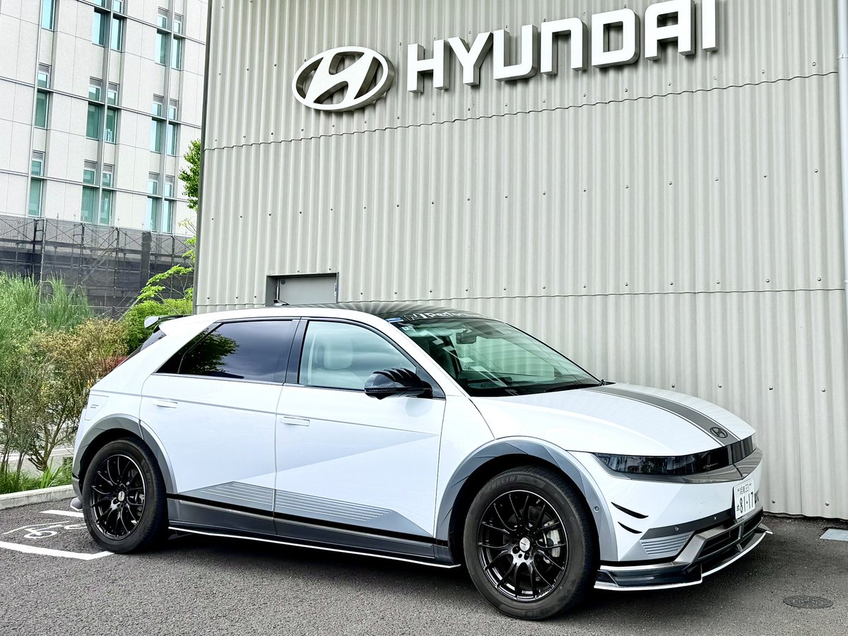hmcj_0029's tweet photo. とりあえずまだ出禁免れてます🤣
#HYUNDAI
#hyundaimotorclubjapan
#HMCJ
#customclub
#IONIQ5
#bev https://t.co/WnllTaLxfX