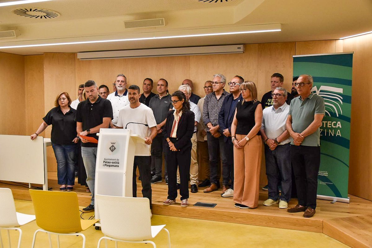 BisbalPenedes's tweet photo. BARRIS 🏘️ | Aquest dijous 4 de juny, la Bisbal del Penedès ha participat en una nova trobada sobre urbanitzacions amb dèficits urbanístics celebrada a Palau-solità i Plegamans.
ℹ️ https://t.co/pS3ANtI2Ea
#BarrisBisbalPenedès #UrbanismeBisbalPenedès #LaBisbalDelPenedès https://t.co/rU0KX7GzvH