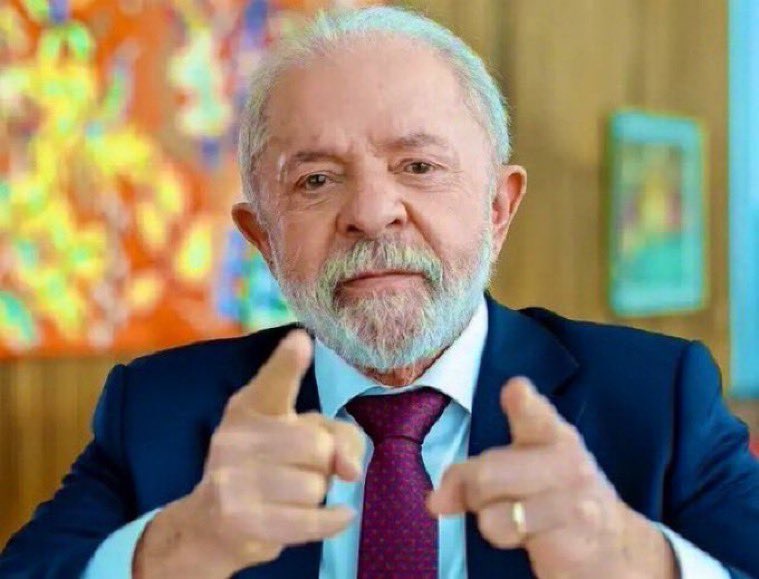 NewsLiberdade's tweet photo. 🚨AGORA - Instituto Vox Brasil divulga pesquisa de intenções de votos para o 2º turno da eleição para presidência da república 

🔴 Lula: 47,8% 
🟢 Flávio Bolsonaro: 41,3% 

📝 Ouvidos 2.100 eleitores entre os dias 1 e 3 de junho. https://t.co/WLxiTCsMF5