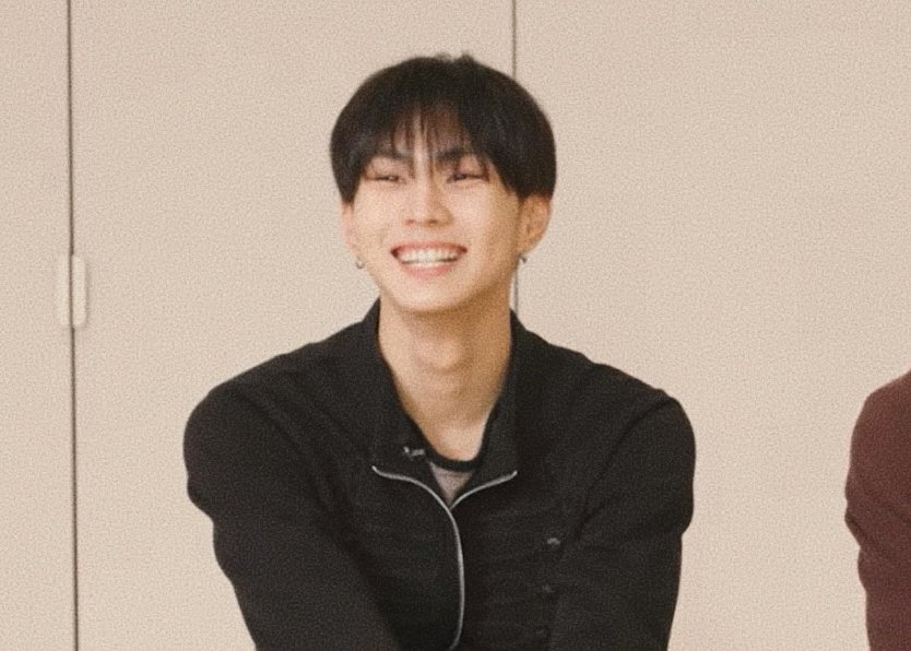 0209coded's tweet photo. my baby cat jungwon i love you https://t.co/78b9RG1H8i
