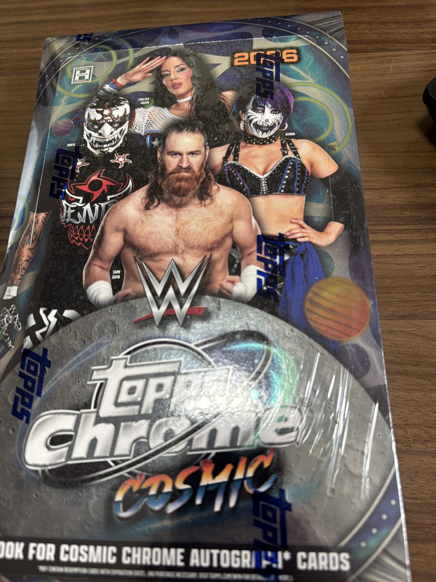 mkthqn's tweet photo. 届いたので開けるよ
topps chrome cosmic WWE
#WWE #topps https://t.co/GxUWuLeus0