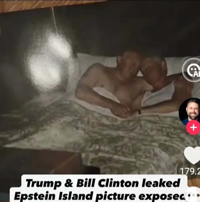 TrevorHowlett1's tweet photo. Trump is gay. https://t.co/pS7rg1WsPu