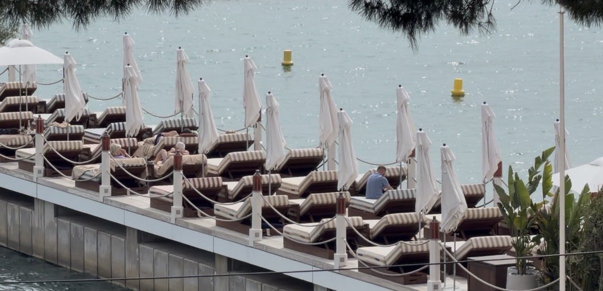 FTX06's tweet photo. À Cannes @martinezhotel obtient la distinction Palace devenant le 33 eme hôtel français dans cette catégorie unique, à voir sur @CNEWS https://t.co/y0YbuMyfV7