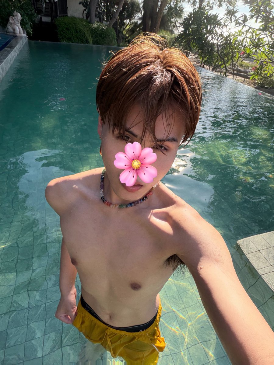 AaaLyepy's tweet photo. ไม่อยากเปิดเทอมขอเที่ยวต่อได้มั้ย😂😂😂 #kku https://t.co/xRIPZsdDIm