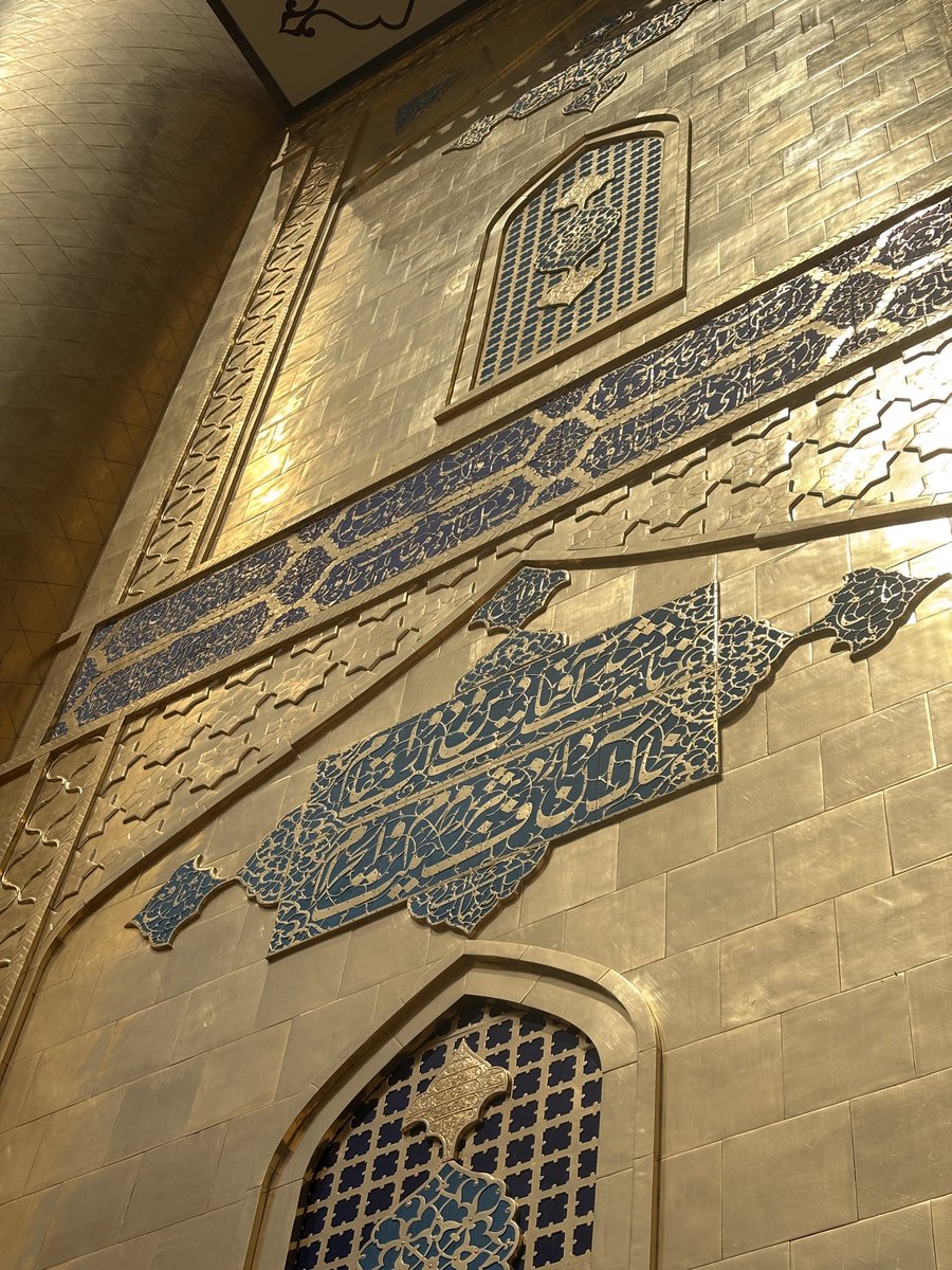 Mohammadj_m's tweet photo. نسل در نسل، یقینا به علی منتسبیم؛
شجره نامه‌ی ما را بنویسید غدیر .❤️ https://t.co/WhJBV91nUB