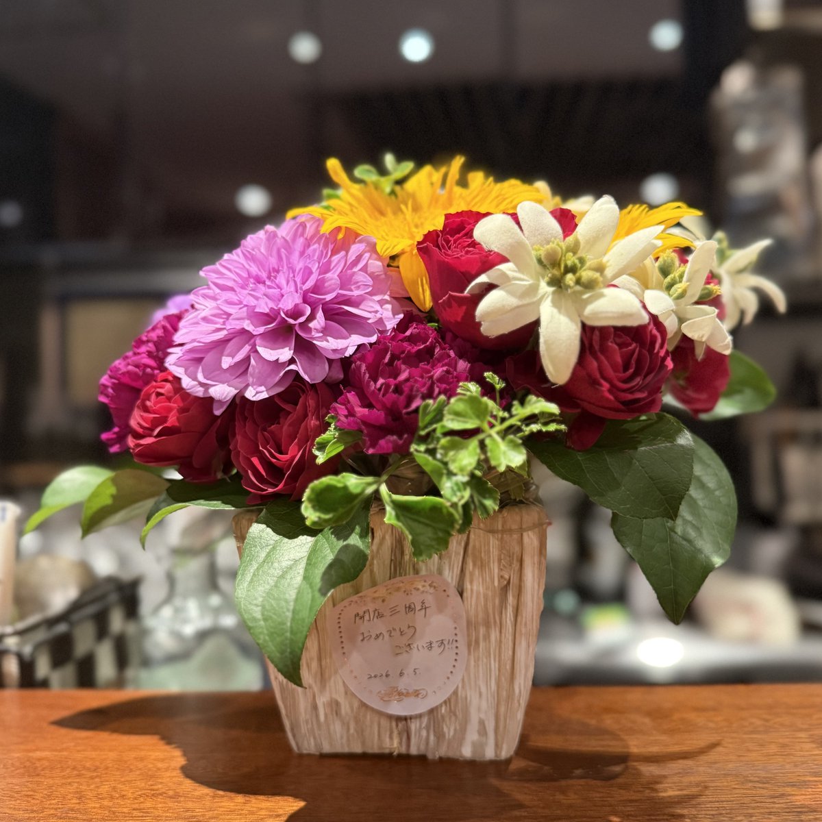 BlauerEngel2023's tweet photo. おかげさまで本日お店がオープンして3周年となりました✨👼

今後もドイツ語圏の美味しい食をお楽しみ頂ければと思いますのでよろしくお願いいたします🇩🇪🇦🇹

🧑‍🍳https://t.co/s3n2rg0KPe https://t.co/FlFBFBRHhK