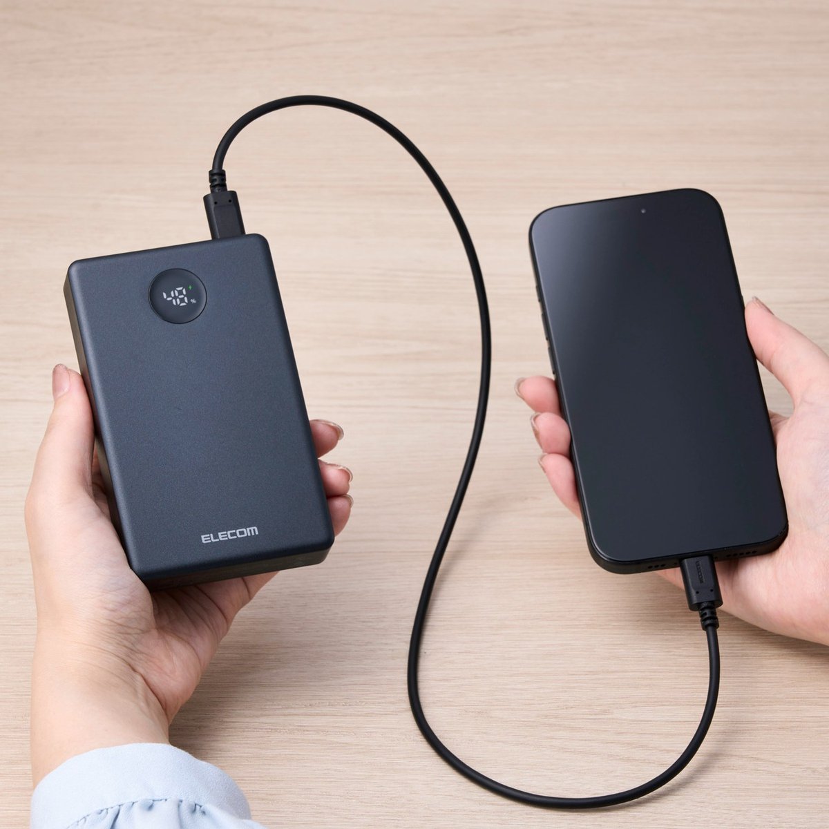 elecom_pr's tweet photo. 夏はモバイルバッテリーのトラブルが起きやすい、今年は半固体のモバ充デビューしませんか？