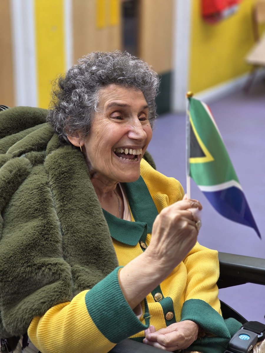EnhanceAble's tweet photo. 🙌 At Geneva Road, our Day Opportunities Service recently celebrated South Africa Freedom Day 🙌

►Learn more: https://t.co/6GRLr3m6EJ◄

#Enhanceable #Kingston #Charity #ASD #DisabilityAwareness #Surrey #EnhanceableDayOpportunitiesService #DayCentre https://t.co/kmSRziuubA