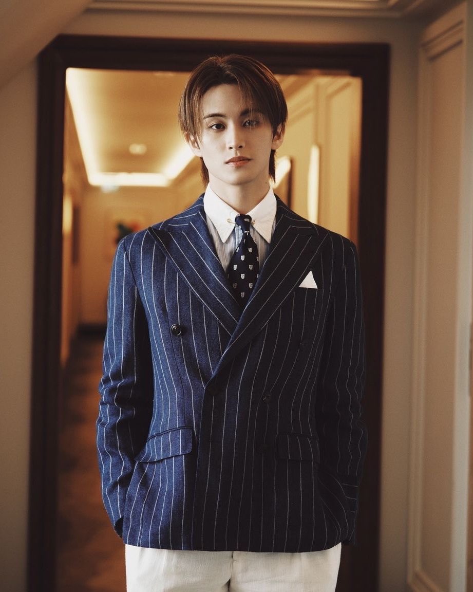 oct14ber's tweet photo. 1 rt &amp; 1 reply &amp; 1 like

มาร์คลีกลับมาแล้ว ! 

ทุกคนมาเป็นกำลังใจให้มาร์คลีกับงานแรกในฐานะศิลปินเดี่ยวกันค่ะ 

MARK LEE BACK AGAIN
#MarkLeexWorldEnvironmentDay
@UNEP @upperroomlabel https://t.co/6MoWYW9455