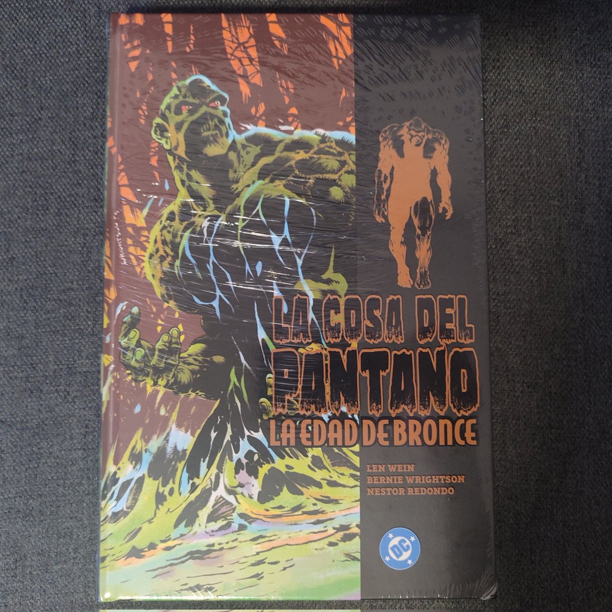 EscribaSith's tweet photo. #68 La cosa del pantano la edad de bronce 1
Tras el gran descubrimiento que me supuso el tomo 1 de Alan Moore salto a la piscina con este tomo más clasicote del personaje
Muy a tope con estás historias, aquí hay cosas para rato
De @PaniniComicsEsp y @sddist https://t.co/ewKu6earlE