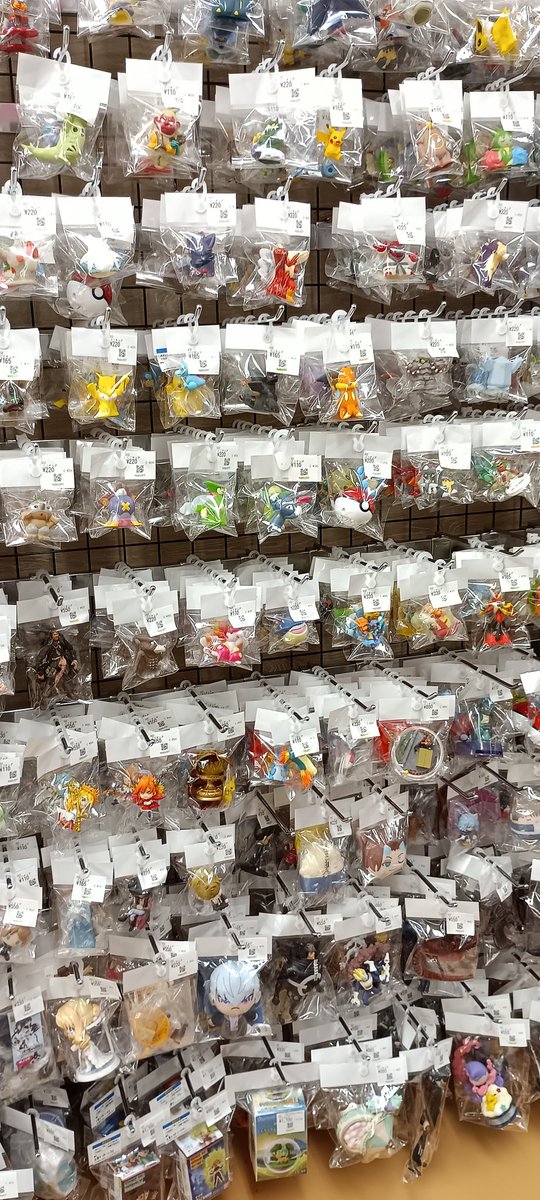 offhousesanda's tweet photo. こんにちは！
ミニチュアコーナー沢山入荷しております！どんどん新商品並べておりますので週末是非三田店へお越しくださいませ🎶
#ホビーオフ三田店
#ハードオフ三田店 https://t.co/WanHVk6Qzp
