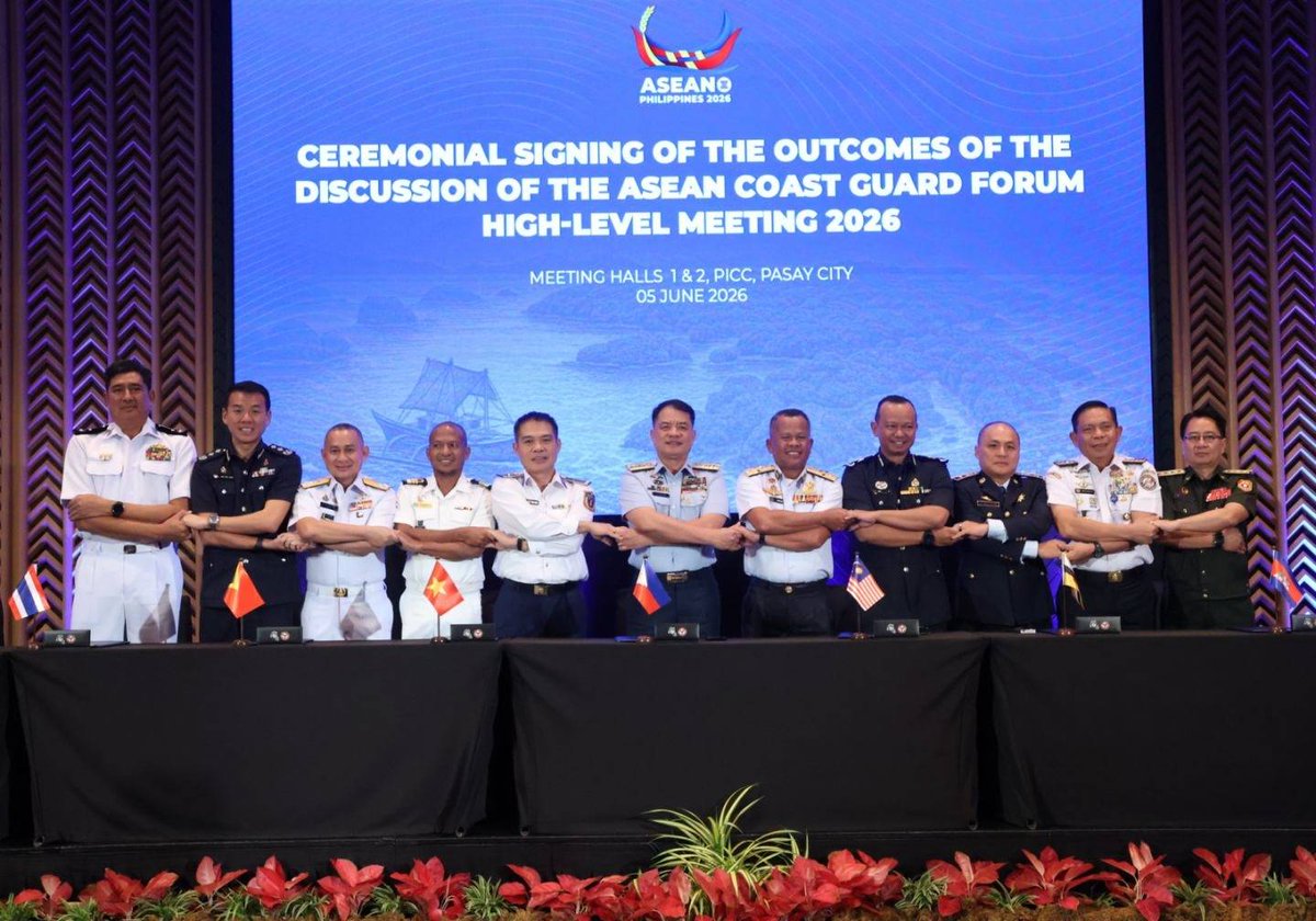 coastguardph's tweet photo. 𝐀𝐒𝐄𝐀𝐍 𝐂𝐎𝐀𝐒𝐓 𝐆𝐔𝐀𝐑𝐃𝐒 𝐀𝐃𝐕𝐀𝐍𝐂𝐄 𝐅𝐎𝐑𝐌𝐀𝐋 𝐄𝐒𝐓𝐀𝐁𝐋𝐈𝐒𝐇𝐌𝐄𝐍𝐓 𝐎𝐅 𝐓𝐇𝐄 𝐀𝐒𝐄𝐀𝐍 𝐂𝐎𝐀𝐒𝐓 𝐆𝐔𝐀𝐑𝐃 𝐅𝐎𝐑𝐔𝐌

✍️https://t.co/MwMMdXaTwL

#DOTrPH 🇵🇭
#CoastGuardPH
#MaritimeSectorWorks https://t.co/l8IoxzkTXt