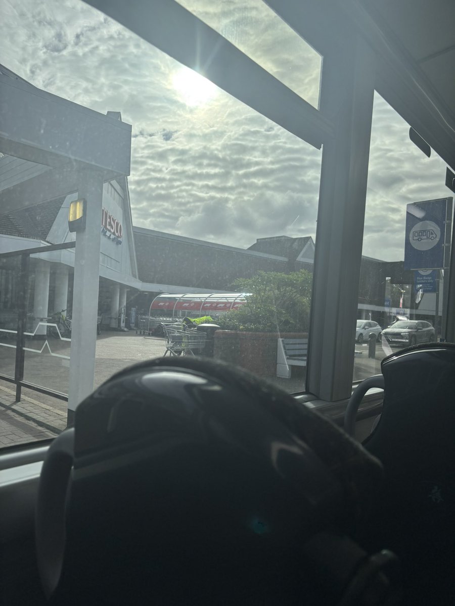 themeparkbeth's tweet photo. Not sure why the Tesco trolley bay has f1 kitkat branding on the side and a f1 car 🥴🥴 feels very random.. https://t.co/wpR9FXh5V6