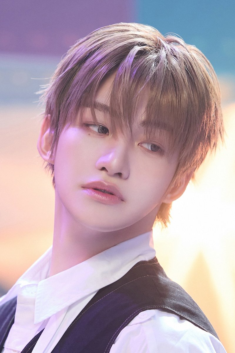 oxox_oi's tweet photo. 미남 얼굴 https://t.co/5vc4DZJ9CF