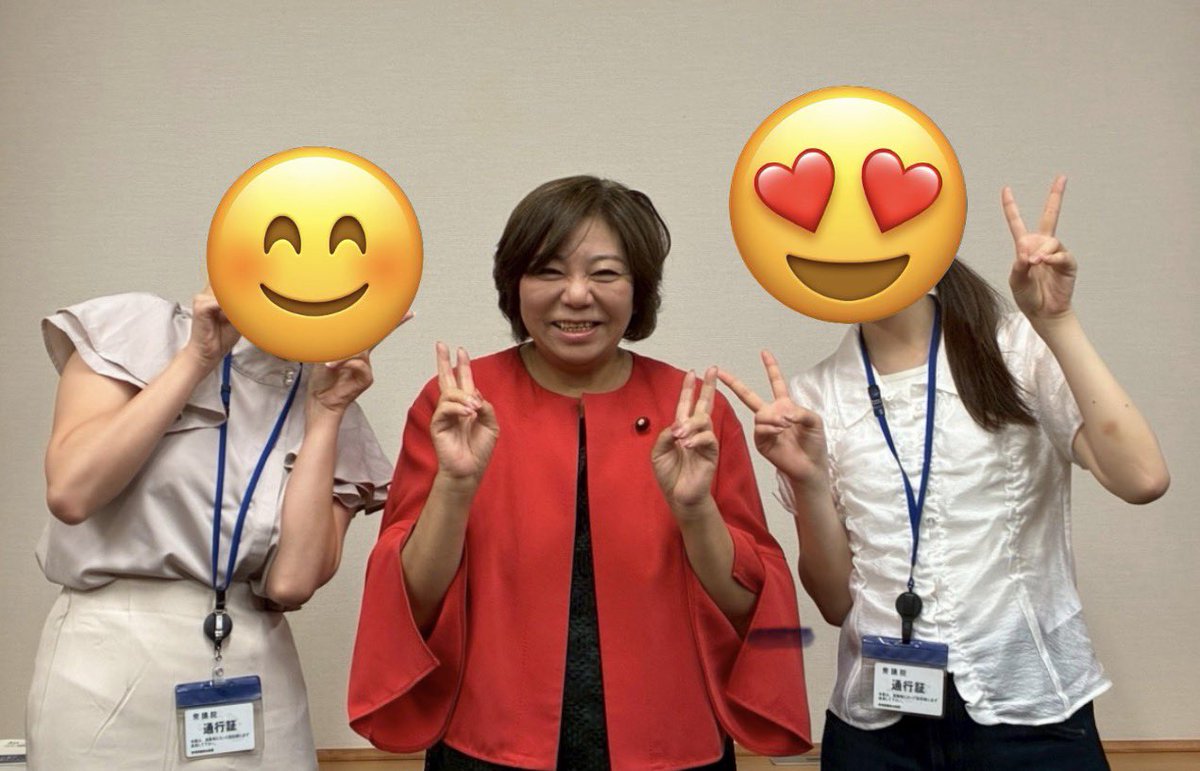 idomasae's tweet photo. 本日は朝の部会後、大学1年生の学生さんたちが「若者と政治参加」に関するインタビューに来てくれました！
はつらつで元気いっぱいなお二人に、励まされました✨
ご指導にあたっておられるK教授もありがとうございました！
部会ではいつもの如く江原くみ子参議院議員と野村美穂衆議院議員と並んで着座。野村議員が先に出てしまったので、二人で・・いや、磯崎参議院議員・・いや、足立参議院議員・・いや奥村参議院議員・・いや竹詰参議院議員とも密かにパチリ！