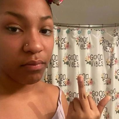 Emilyxfj3's tweet photo. Am bored DM https://t.co/GcRODXcyxW