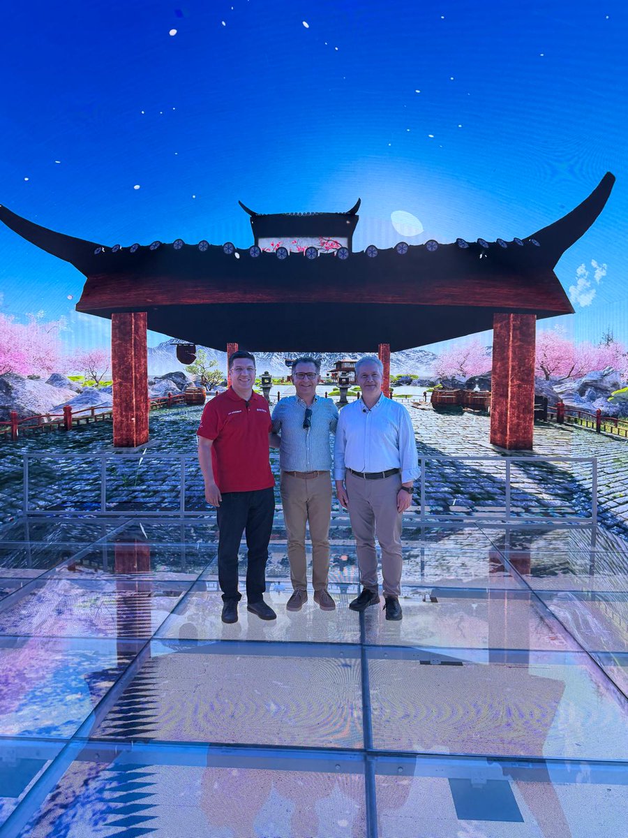 IroYonetim's tweet photo. Yönetim Kurulu Başkanımız Selçuk Eracun, 04 Haziran 2026 tarihinde düzenlenen İBB Busforus Turizm Sohbetleri programı kapsamında; İstanbul'un Haliç rotası üzerindeki tarihi yerleri Genel Müdür Sayın Ali Arzuman'ın moderatörlüğünde anlattı. Teşekkür ederiz. https://t.co/DsiMmqhMbK