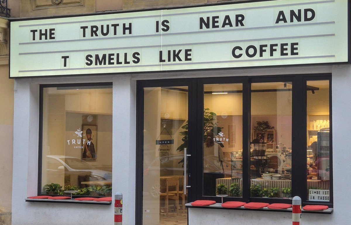favianis's tweet photo. Den Weg zum Arzt (HNO) optimieren.☕️🙂
#thetruth https://t.co/3uYO056TlW