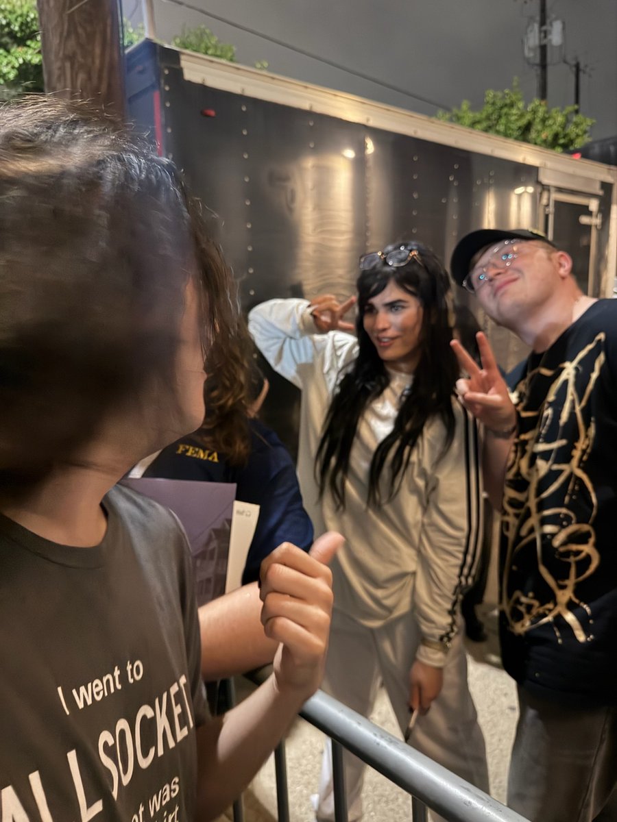 figiappleginger's tweet photo. Anyways it happened Again again https://t.co/6u5hgwrJYY